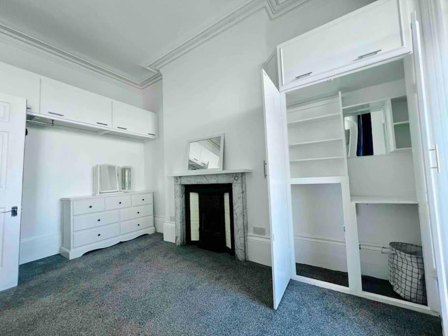 Flat 4 Marine Parade House, 1 East Cliff- Next To Dover Port, White Cliffs, Beach, Castle Εξωτερικό φωτογραφία