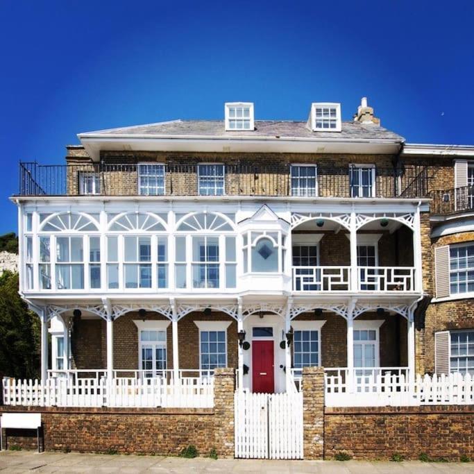 Flat 4 Marine Parade House, 1 East Cliff- Next To Dover Port, White Cliffs, Beach, Castle Εξωτερικό φωτογραφία